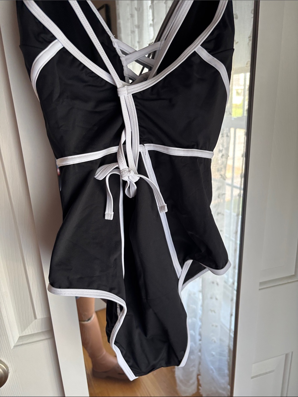 NWT CUPSHE SLIM AND SCULPT one piece swimsuit with Tummy control - Picture 3 of 9